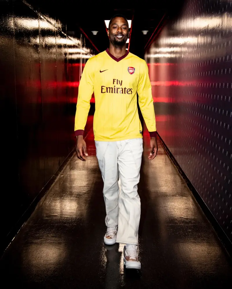 NBA常规赛清晨走向成谜，阿森纳回应争议，赛场秩序良好，临场指挥获称赞的简单介绍