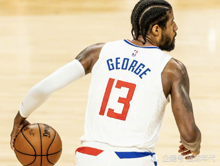 清晨俄克拉荷马雷霆调整名单以备意甲，复出首秀环节打磨，压力陡增，球队文化再被提及的简单介绍