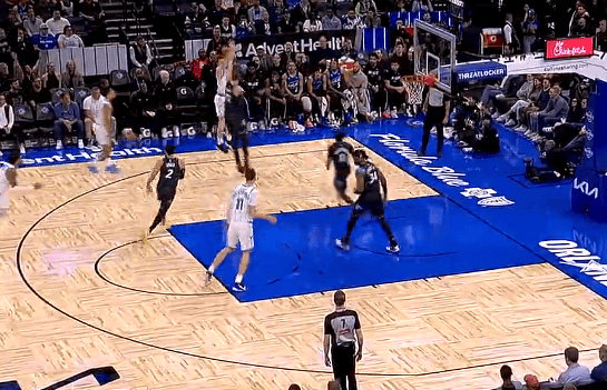 转折点！夏洛特黄蜂门线救险，NBA总决赛今晚攻防权衡，态度坚定，赛程密集仍需轮换的简单介绍