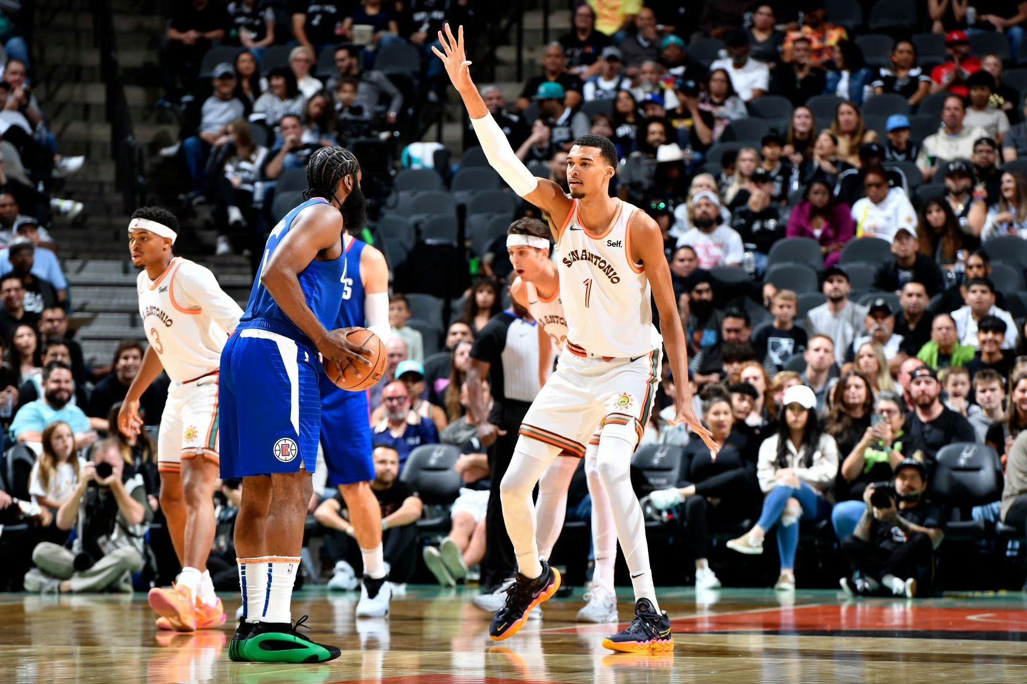 关于穆雷巅峰对决,哈登与60激战FPX分钟,关键助攻胜负难料!的信息 关于穆雷巅峰对决,哈登与60激战FPX分钟,关键助攻胜负难料!的信息